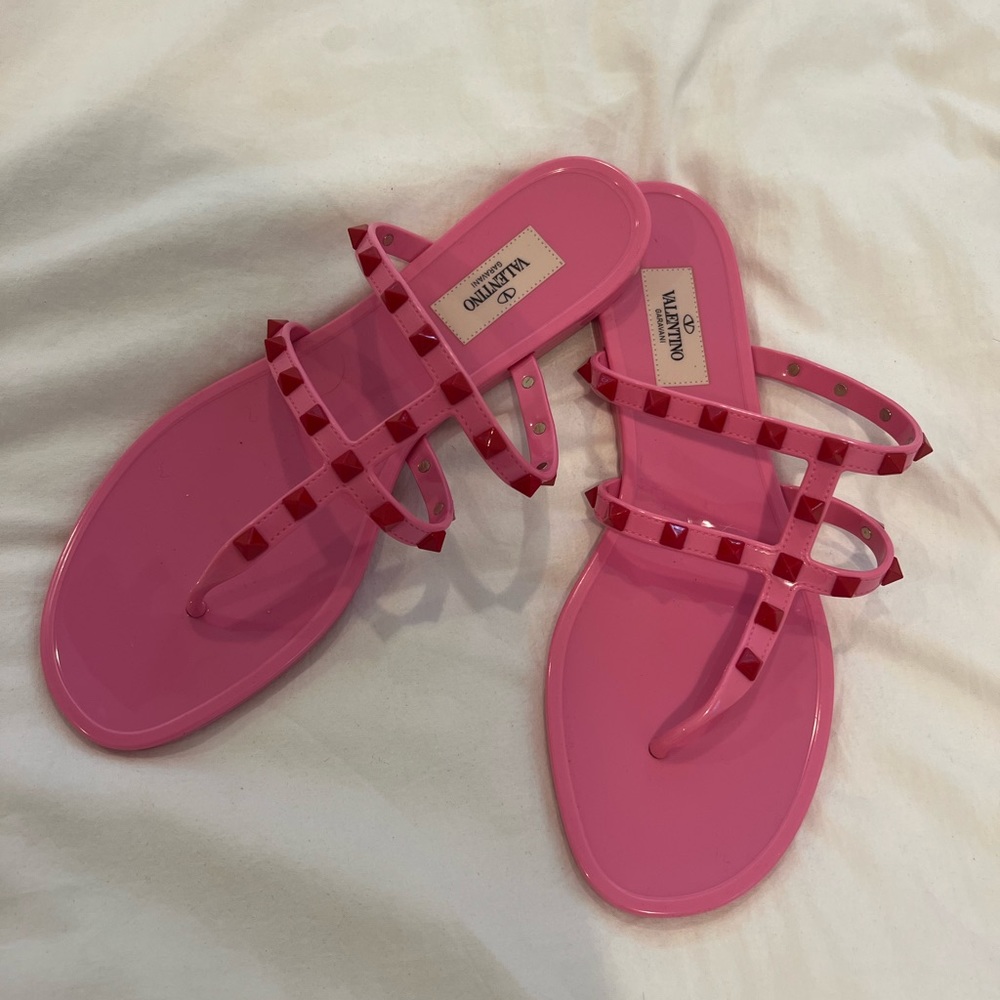 VALENTINO 5mm Rockstud PVC Thong Sandals